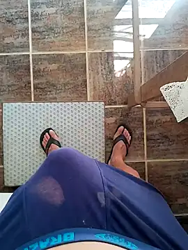 Snapshot of paubabando_ chatting on January 2, 12:46 pm paubabando online show from January 2, 12:46 pm