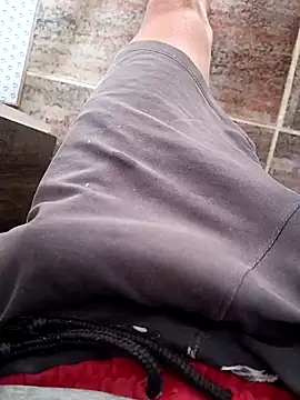 Snapshot of paubabando_ chatting on January 3, 1:03 pm paubabando online show from January 3, 1:03 pm