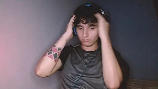 Charley quin online show from October 19, 3:00 am