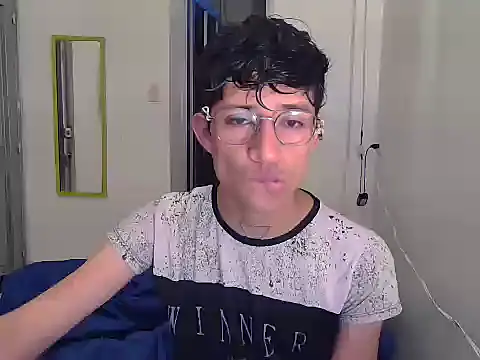 Sweet c4mer0n online show from March 20, 8:56 pm