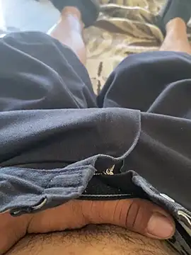 Deste223 online show from April 25, 4:48 pm