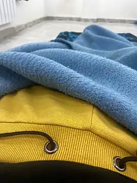 Lahcene online show from November 4, 7:48 pm