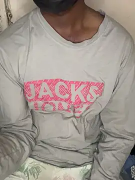 mahiking online show from March 21, 5:12 pm