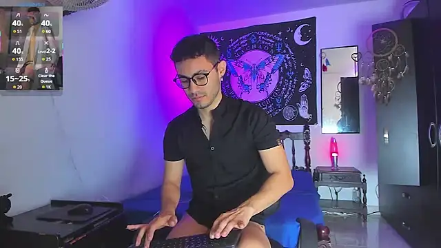 alexdesire online show from October 28, 2:19 pm