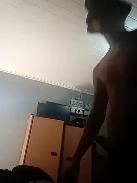 Snapshot of NudeDeen chatting on January 7, 3:00 pm NudeDeen online show from January 7, 3:00 pm