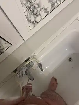 Snapshot of Loco42- chatting on March 1, 9:04 pm Loco42- online show from March 1, 9:04 pm