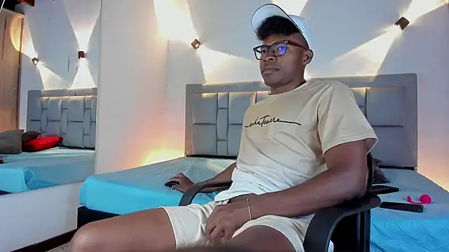 JEFFREY COTTOM online show from January 28, 7:00 pm