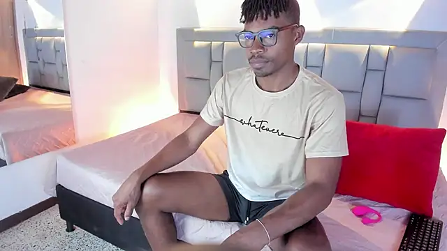 JEFFREY COTTOM online show from January 17, 7:09 pm