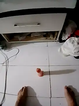 Snapshot of frotasso chatting on January 7, 10:08 pm frotasso online show from January 7, 10:08 pm