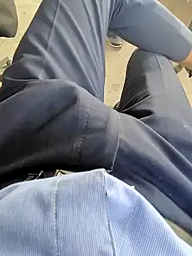 Snapshot of bananadick____ chatting on January 18, 8:41 am bananadick     online show from January 18, 8:41 am