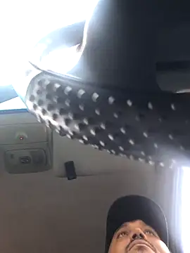 Snapshot of alexjs84 chatting on October 20, 10:41 am alexjs84 online show from October 20, 10:41 am