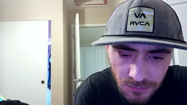 Huntzg23 online show from March 25, 6:39 am