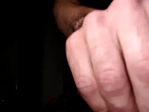 Snapshot of priscilla420 chatting on January 15, 3:33 am priscilla420 online show from January 15, 3:33 am