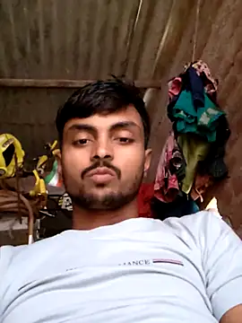 Snapshot of Suraj223kumar chatting on October 25, 10:06 am Suraj223kumar online show from October 25, 10:06 am