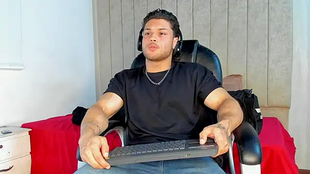 jeicob gagnon online show from October 3, 6:51 am