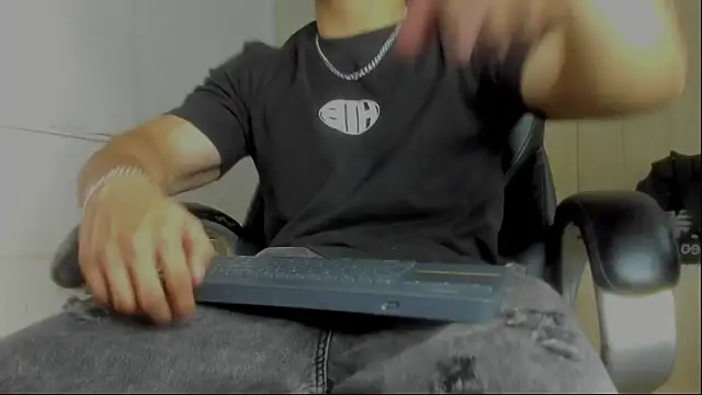 jeicob gagnon online show from January 13, 9:30 pm