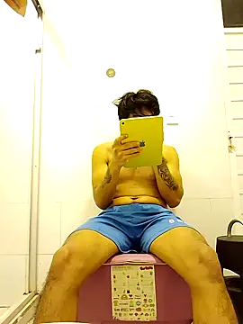 GIOOOO568 online show from February 20, 7:43 am