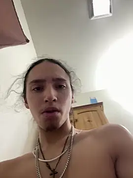 Snapshot of qbaby96 chatting on January 30, 12:37 pm qbaby96 online show from January 30, 12:37 pm