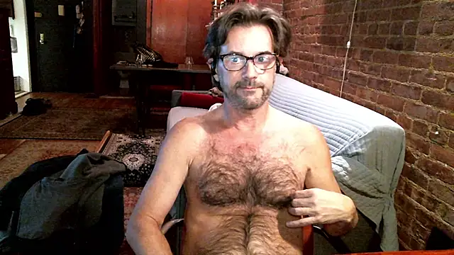 Johnny Bottoms online show from December 2, 6:38 am