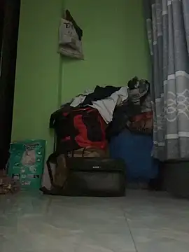 GildanK18 online show from April 23, 6:32 pm