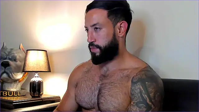 BradLeon  online show from October 8, 10:47 pm