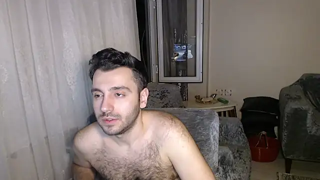 handsomeee04 online show from May 11, 11:24 pm