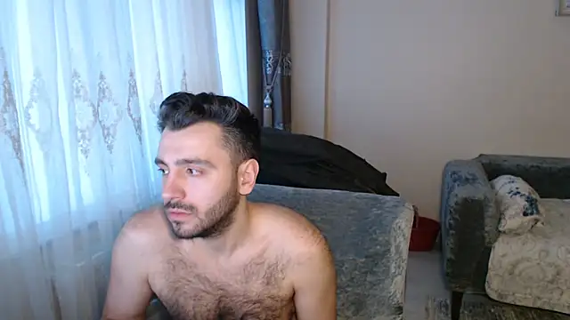handsomeee04 online show from May 3, 3:31 am