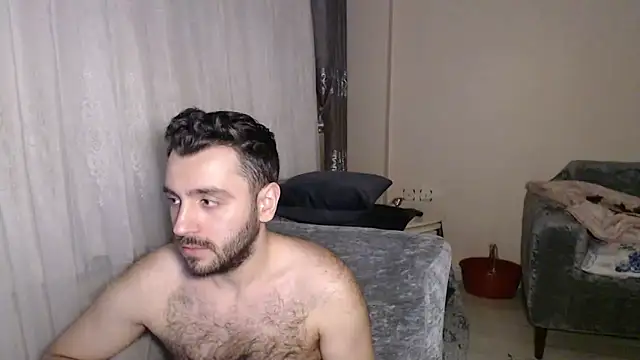 handsomeee04 online show from May 10, 12:45 am