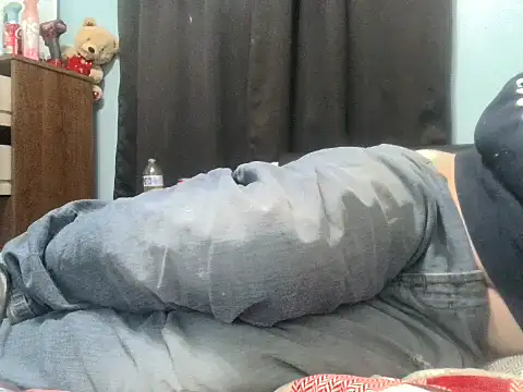 Snapshot of party51502 chatting on October 20, 4:33 pm party51502 online show from October 20, 4:33 pm