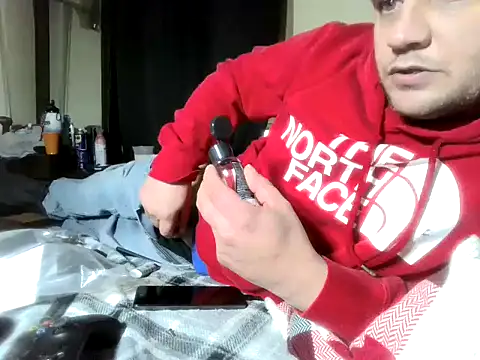 Snapshot of party51502 chatting on January 29, 8:14 pm party51502 online show from January 29, 8:14 pm