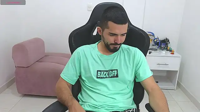 Massimoo 07 online show from February 5, 6:59 pm