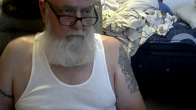 viejo oso online show from August 2, 10:41 pm