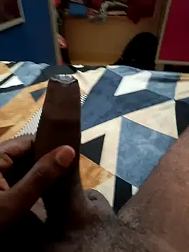 Poppymachi online show from April 5, 5:31 pm