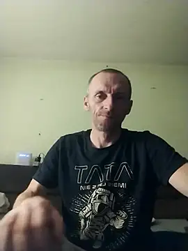 krecik1988 online show from October 18, 7:30 pm