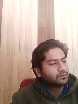 Snapshot of indihotguy chatting on February 17, 6:31 am indihotguy online show from February 17, 6:31 am