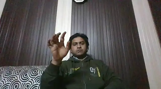 Snapshot of indihotguy chatting on February 10, 5:19 pm indihotguy online show from February 10, 5:19 pm