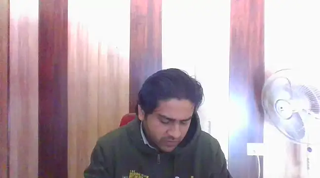 Snapshot of indihotguy chatting on February 12, 7:13 am indihotguy online show from February 12, 7:13 am