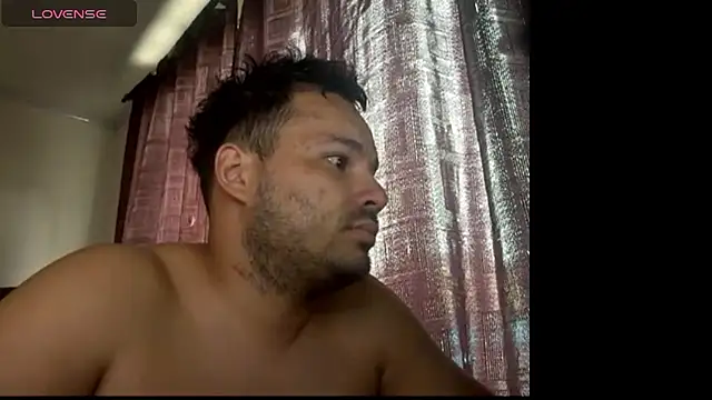 EMILIOHOT online show from January 12, 1:15 pm