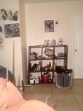 k1oudE online show from November 30, 8:49 am