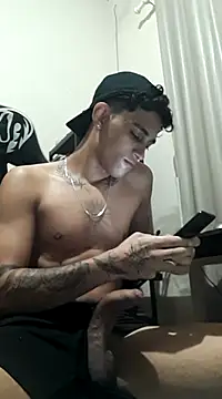 Snapshot of MALIK-PARVATI chatting on January 6, 3:42 am MALIK-PARVATI online show from January 6, 3:42 am