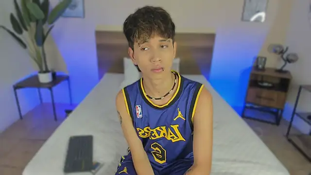 Brian-Ausslos online show from November 23, 5:07 am