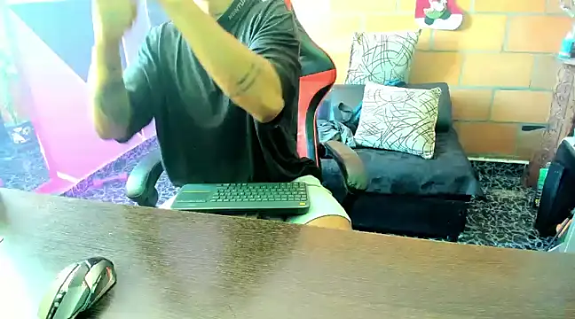 Adam Valenciia online show from January 29, 2:32 pm