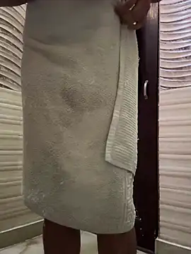 skyisthelimit12 online show from February 23, 6:33 am