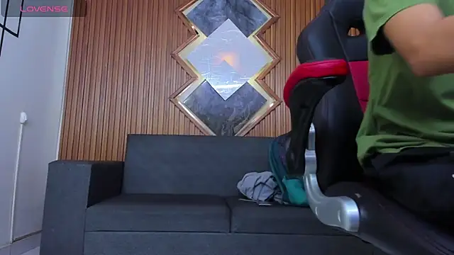 Snapshot of anyelo_waller chatting on January 24, 12:41 pm anyelo waller online show from January 24, 12:41 pm