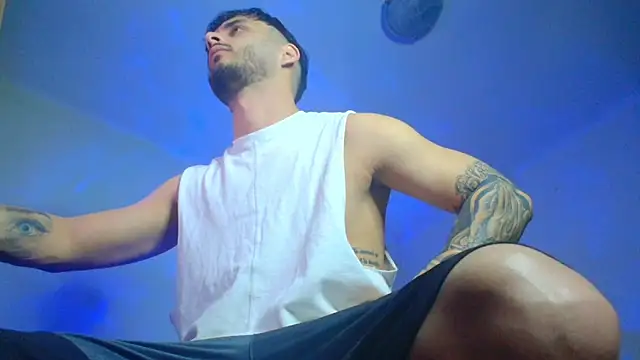 XanderCage99 online show from March 23, 4:16 am