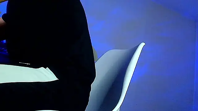 XanderCage99 online show from January 5, 11:08 pm