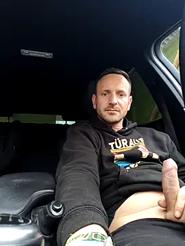 Snapshot of Geiler_Staender chatting on October 28, 10:18 am Geiler Staender online show from October 28, 10:18 am