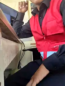 Snapshot of securityhot chatting on January 2, 11:20 am securityhot online show from January 2, 11:20 am