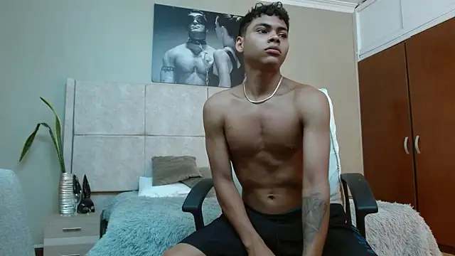 adam piarse01 online show from September 10, 12:09 am