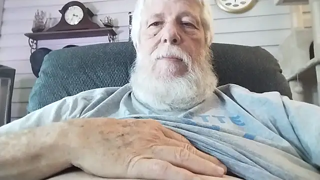Buzzintx online show from July 12, 8:33 pm